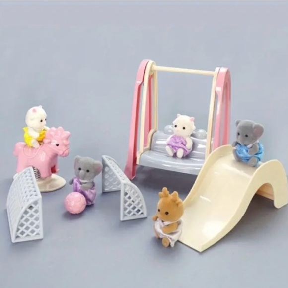 Play Ground - Critters-Peppa Pig-Little Doll, and animals - Picture 4 of 9